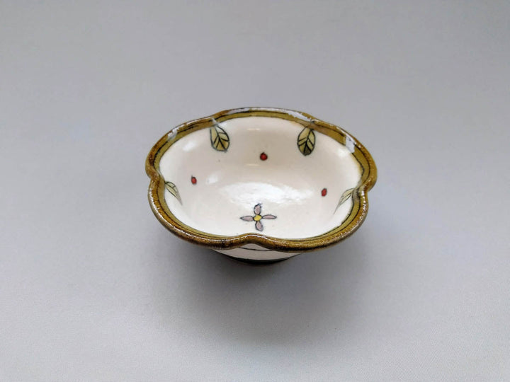 Rinka Small Bowl Red Dots Flowers and Leaves - Crafted By Jun Kato