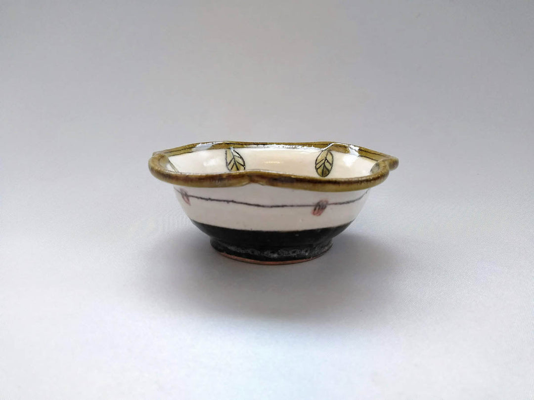 Rinka Small Bowl Red Dots Flowers and Leaves - Crafted By Jun Kato