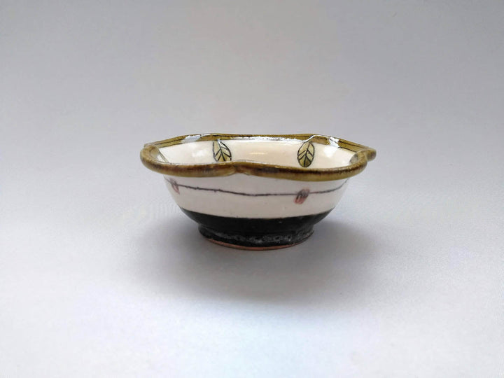 Rinka Small Bowl Red Dots Flowers and Leaves - Crafted By Jun Kato