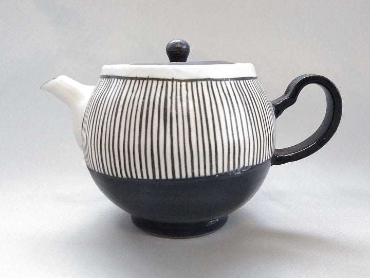 Iron Tokusa Pot - Crafted By Tetsuya Kobayashi