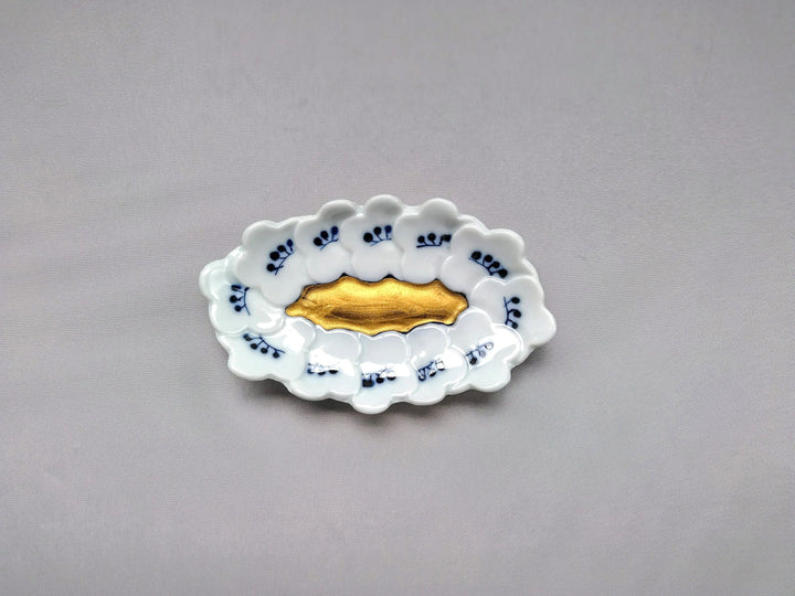 Small Plate with plum gold Color and Round dyeing - Crafted By Jusen Kiln