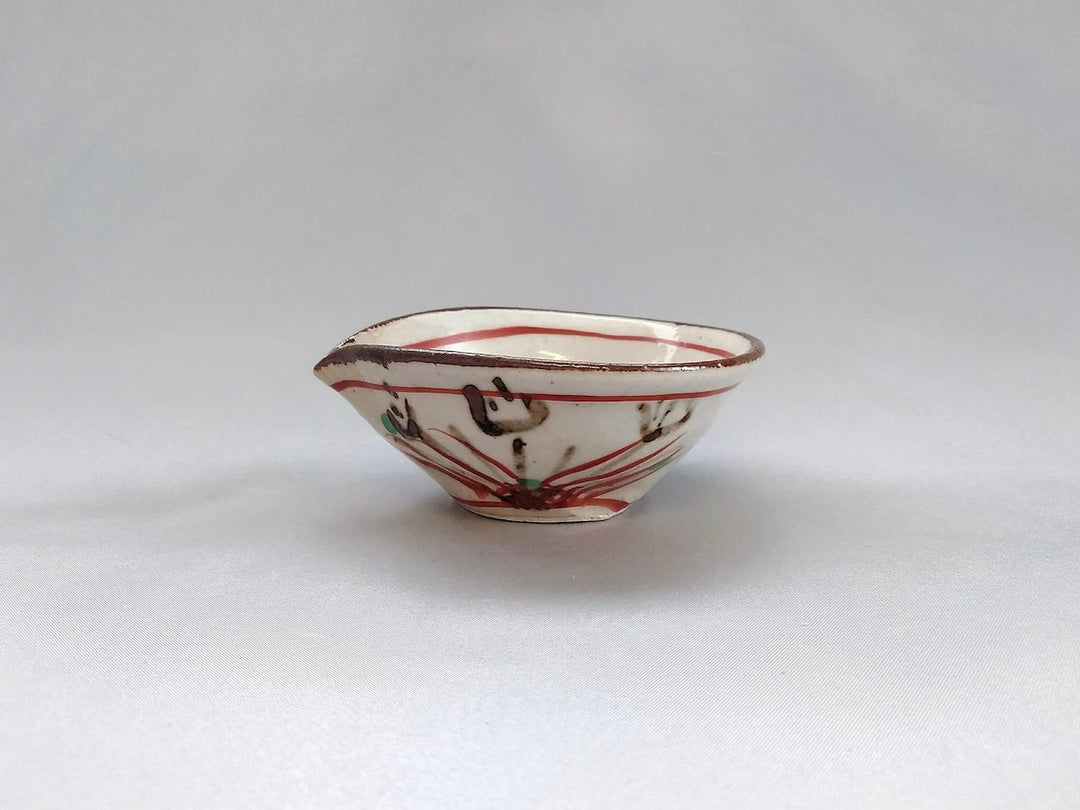 Iron Red grass Pattern Katakuchi Small Bowl - Crafted By Minami Kiln