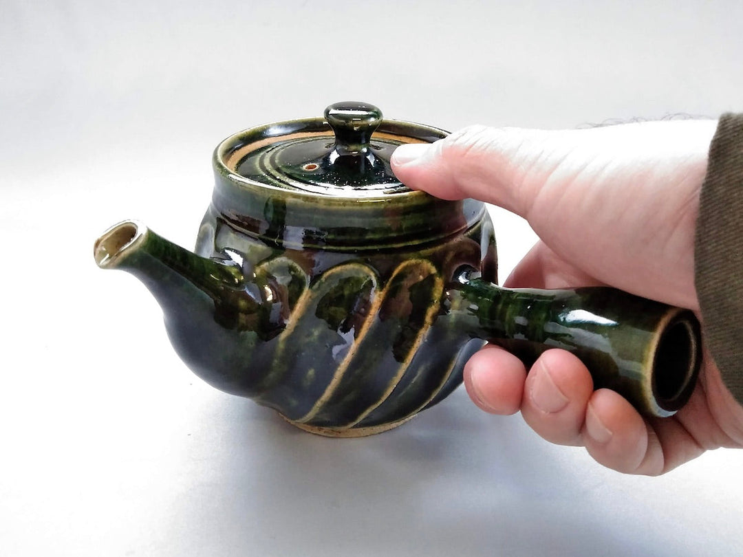 Oribe Ridged TeaPot - Crafted By Hiroyuki Oguri