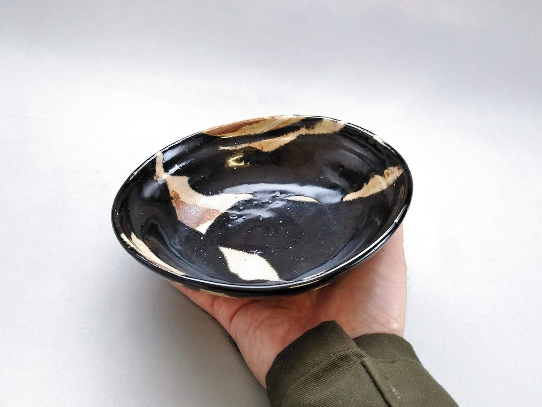 Black Oribe Kakubun 5-Sun Shallow Bowl - Crafted By Hiroyuki Oguri
