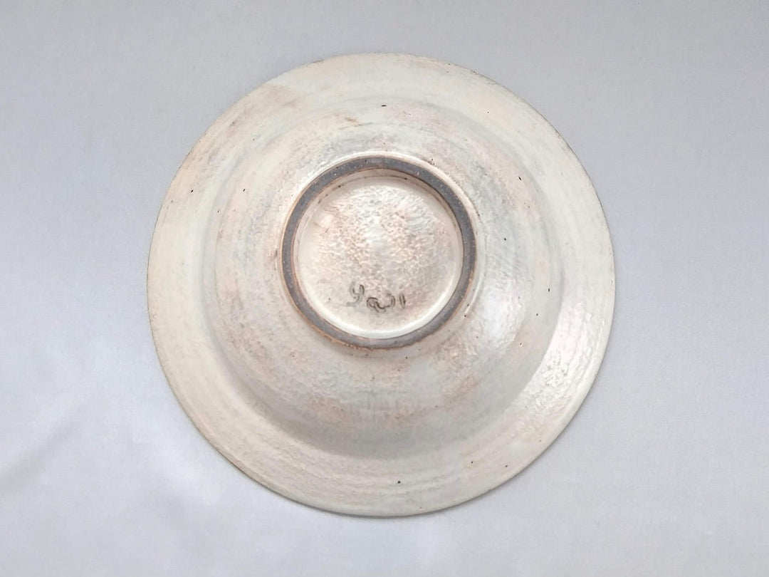 Rim Bowl White Slip L - Crafted By Yoichi Yajima
