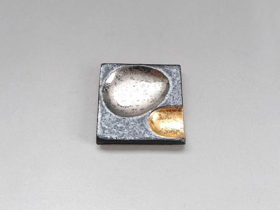 Platinum Colored Chopstick Rest gold - Crafted By Bunga Yamamoto