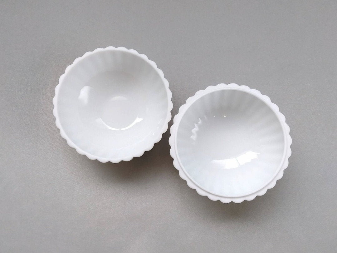 Chrysanthemum coveRed Bowl 1cm - Crafted By Yamahira Kiln
