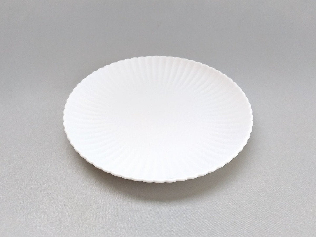 Chrysanthemum-Edged Plate - Crafted By Yamahira Kiln