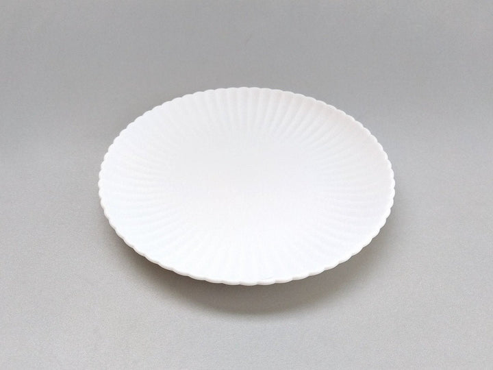 Chrysanthemum-Edged Plate - Crafted By Yamahira Kiln