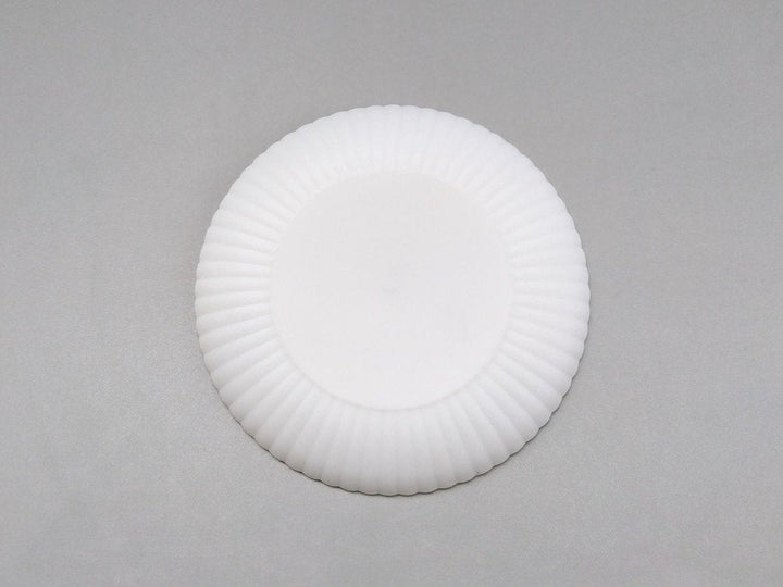 Chrysanthemum-Edged Plate - Crafted By Yamahira Kiln