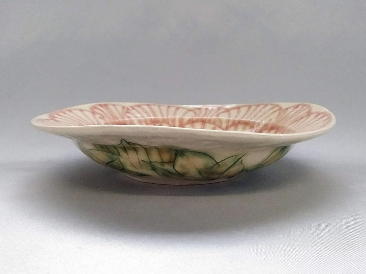 Peony Pattern swaying Rim Deep Plate Red — Hand-Glazed Japanese Pottery by Yoshihei Kato