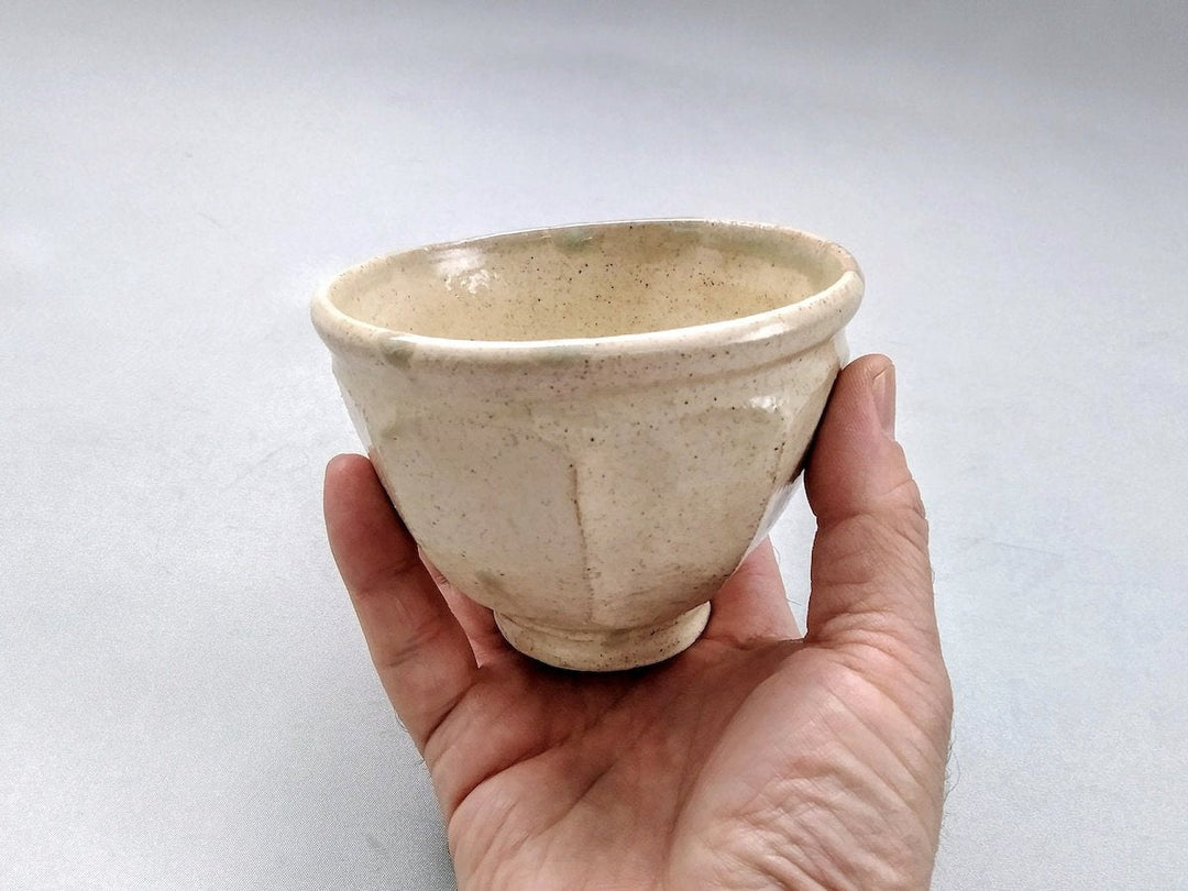 White Slip chamfer pumping - Crafted By Junichi Mashiko