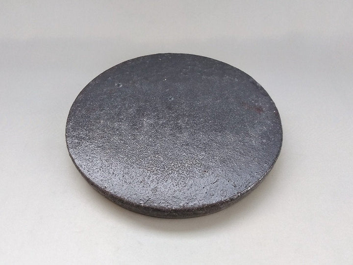 Small Black porgy Round Plate - Crafted By Masahiro Kumagai