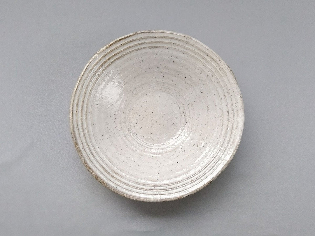 Shallow Bowl with fresh White Slip - Crafted By Masahiro Kumagai