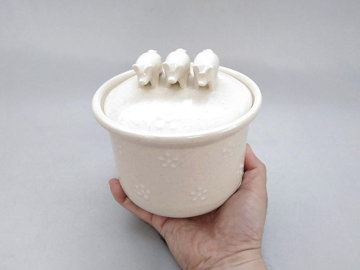 Ceramic lid White 3 pigs - Crafted By Ryo Makita