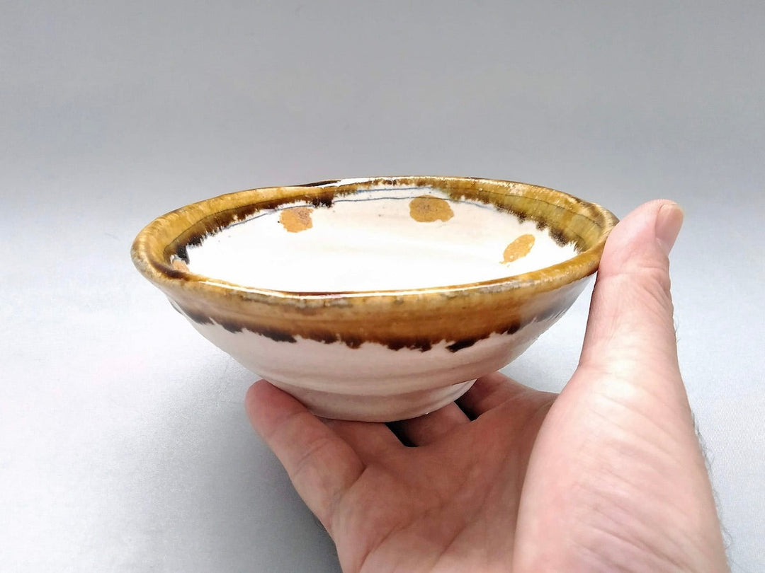 White Slip line engraved Yellow dot 5-Sun Pot - Crafted By Kazuhito Yamamoto