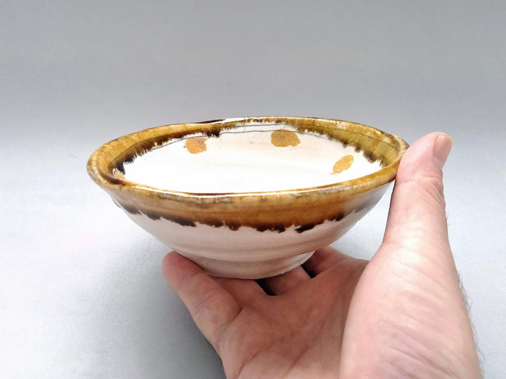 White Slip line engraved Yellow dot 5-Sun Pot - Crafted By Kazuhito Yamamoto