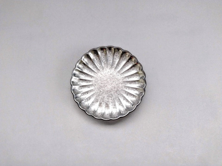 Black yuzu Silver painted Chrysanthemum Small Plate - Crafted By Toetsu Kiln
