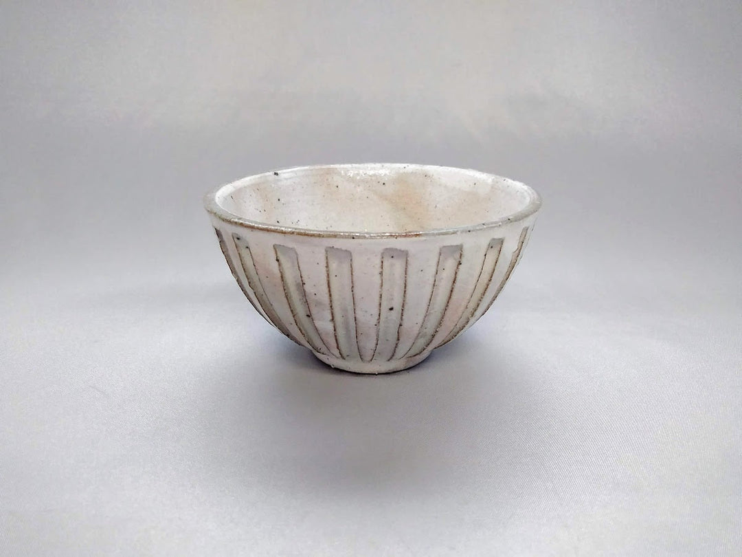 White Slip Fine-Carved Rice Bowl Small - Crafted By Hyozan Kiln