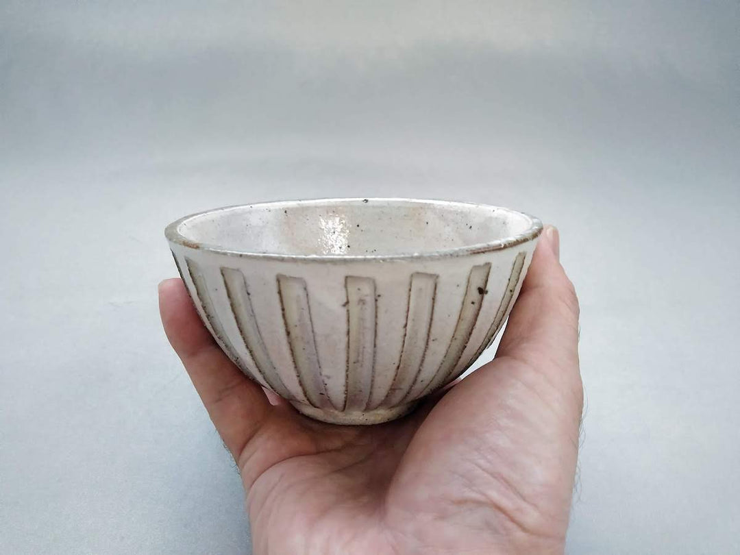 White Slip Fine-Carved Rice Bowl Small - Crafted By Hyozan Kiln